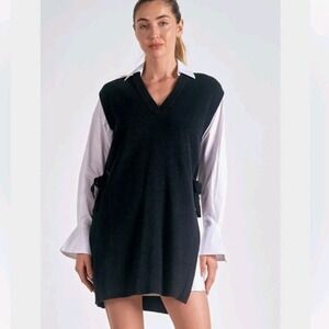 Skull Cashmere Sweater Vest Size Medium Black Ribbed Knit V-Neck Sleeveless